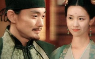 新婚冷月，蜜语难寻