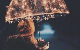 女人脆弱的心灵，如琉璃般易碎