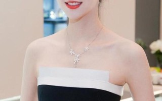 女生两种高C的表现—双眸流转似秋水，红唇轻启绽高音