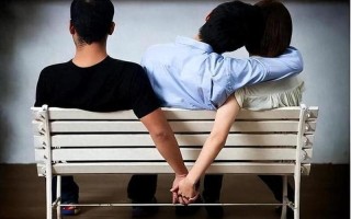 接受不了男人出轨怎么办—出轨漩涡：男人背叛后的抉择与应对