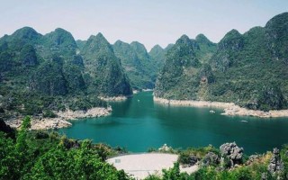 万峰伊甸园回顾—万峰伊甸园：云端仙境，人间净土