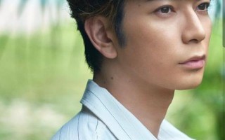 帅哥自嗨，指尖魅惑