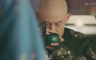 三个人一起走 被冷落怎么办(三人联手擒我动弹不得)
