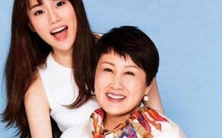 一位高情商的母亲告诉女儿图片文字(高情商妈妈的亲子沟通秘诀：让女儿学会优雅处世)