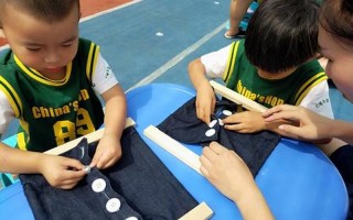 一夹一摇怎么练—一夹一摇秘籍：快速掌握衔接与律动的关键