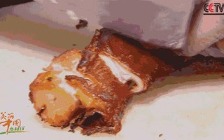 咬r头图片(舌尖上的美味：地铁咬r头，引爆味蕾新体验)