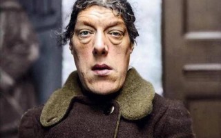 男生总爱轻抚我的秀发，背后的原因令人惊讶