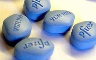 牙膏壮阳法真的假的(牙膏秘笈：壮男再现，一柱擎天)