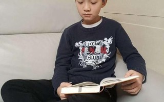 小男孩在家如何安全自娱自乐