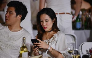 姐姐说家里没人可以C—姐姐惊呼家中无男友可约
