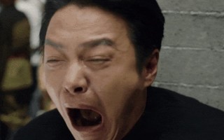 男儿有泪不轻落，心碎难掩于胸臆