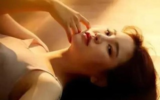 男生最后两下为何如此用力？