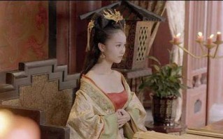 彼总索妾下，翘首枕榻眠
