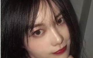 一个女生动情的表现_卿心已动，眸璨唇盈