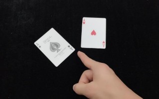 打扑克时流出来的白色液体是什么？_扑克牌中流出的神秘白液揭秘