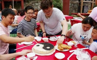 父亲每个星期都要吃我—每周父餐：我——父亲的美味盛宴