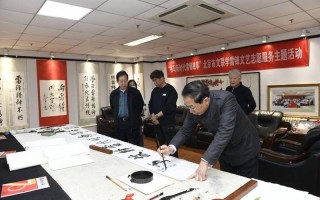 一支笔如何C哭自己_蘸墨挥毫泪如雨，一支妙笔自悲鸣