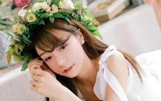 男生喜欢女生的暗示(他欲言又止的眼神，透露出心中暗藏的涟漪)