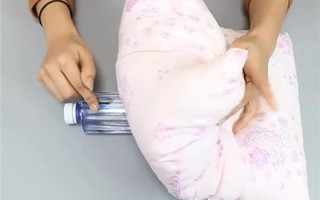如何骑枕头上下移动图片_妙用枕头，图片上下移动