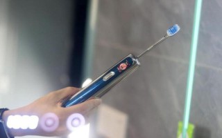 电动牙刷速度太快_电光火石疾 速洁齿 闪耀笑容