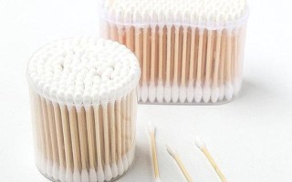 棉签冰块放入PG的照片(棉签冰块入PG，畅爽夏日冰封体验)