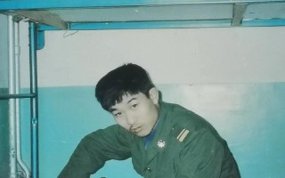 当兵的老公回来不停的索要钱—凯旋归来老公索求无度